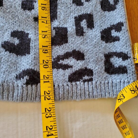 C & C California Blue Leopard Print V-Neck Cardigan Large - Picture 15 of 15